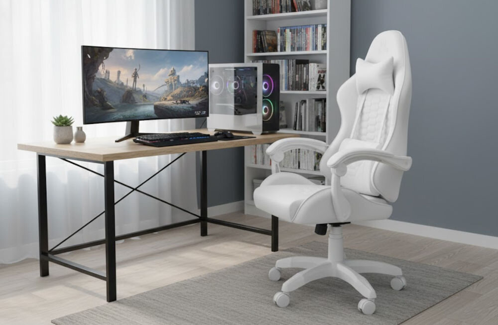 Fotel HELL'S CHAIR HC-1000 Ekoskóra Biały prezentacja fotela w pokoju przy biurku do 120 kg bezpieczne stabilne użytkowanie trwałość wygoda