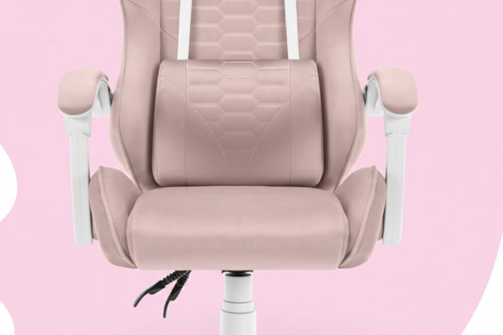 Fotel HELL'S CHAIR HC-1000 Kids Różowy zbliżenie na siedzisko i poduszkę fotela różowo-białe tło dbałość o elementy trwały i praktyczny welur profilowana poduszka pod lędźwie tapicerowane podłokietniki