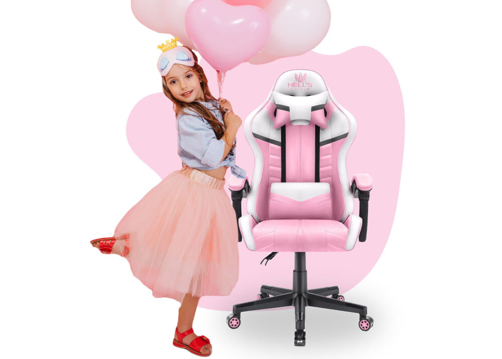 Fotel HELL'S CHAIR HC-1004 Kids Różowo-biało-szary prezentacja fotela od przodu na różowo-białym tle obok dziecko z balonami wymiary stabilność