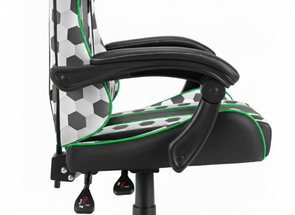 Fotel gamingowy HELL'S CHAIR HC 1005 Futbol Piłka Nożna zbliżenie na podłokietniki jasne tło miękkie wypełnienie solidne podparcie spójna stylistyka komfort przedramion