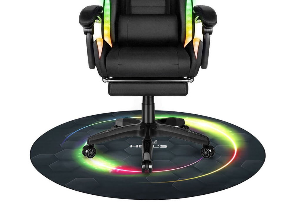 Mata pod fotel HELL'S CHAIR Rainbow Czarny (kolorowe elementy) zbliżenie na matę na białym tle z fotelem ochrona powierzchni przed zarysowaniami zachowanie estetycznego wyglądu