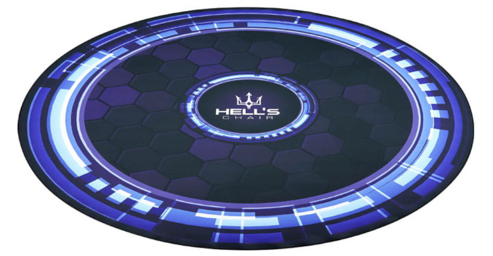 Mata pod fotel HELL'S CHAIR Rainbow Niebieski prezentacja maty na białym tle w perspektywie okrągła mata średnica 120 cm swobodne manewrowanie