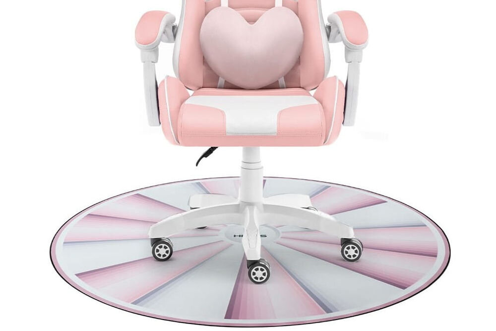 Mata pod fotel HELL'S CHAIR Rainbow Różowo-biały zbliżenie na matę na białym tle z fotelem ochrona powierzchni przed zarysowaniami zachowanie estetycznego wyglądu