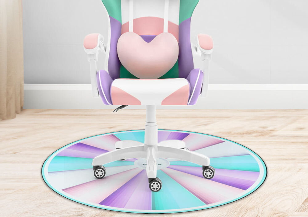 Mata pod fotel HELL'S CHAIR Rainbow Wielokolorowy prezentacja maty pod fotelem w jasnym pokoju