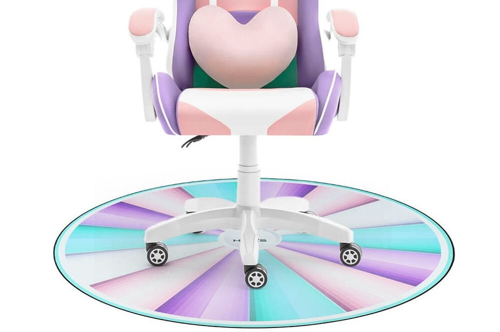 Mata pod fotel HELL'S CHAIR Rainbow Wielokolorowy zbliżenie na matę na białym tle z fotelem ochrona powierzchni przed zarysowaniami zachowanie estetycznego wyglądu