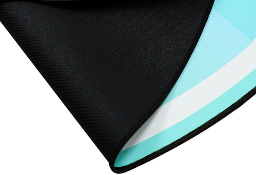 Mata pod fotel HELL'S CHAIR Rainbow Wielokolorowy zblizenie na antypoślizgowy spód maty białe tło antypoślizgowa tkanina na bazie gumy utrzymanie w miejscu stabilność