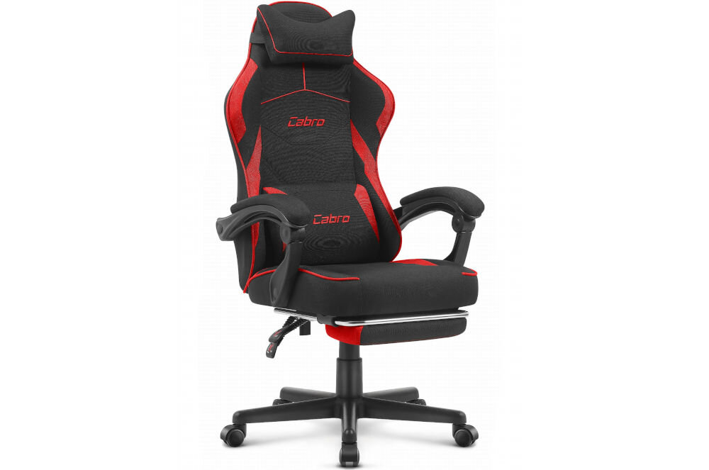Fotel CABRO C502 Czarno-Czerwony prezentacja fotela na jasnym tle od przodu pod kątem fotel gamingowy z dopasowanymi wymiarami do biurka