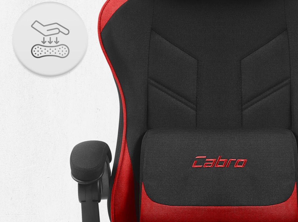Fotel CABRO C504 Czarno-czerwony Zbliżenie na oparcie i podłokietnik fotela z ikoną dłoni naciskającej miękką piankę wypełniającą fotel gamingowy z oddychającą tapicerką z tkaniny