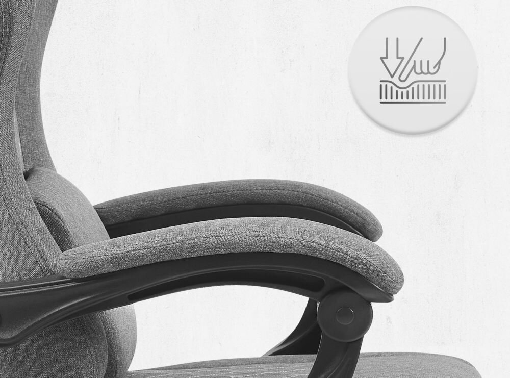 Fotel CABRO C503 Szaro-czarny Zbliżenie na miękki podłokietnik fotela z ikoną nacisku, podkreślającą komfort użytkowania i jakość wypełnienia fotel gamingowy z podłokietnikami z miękkimi padami