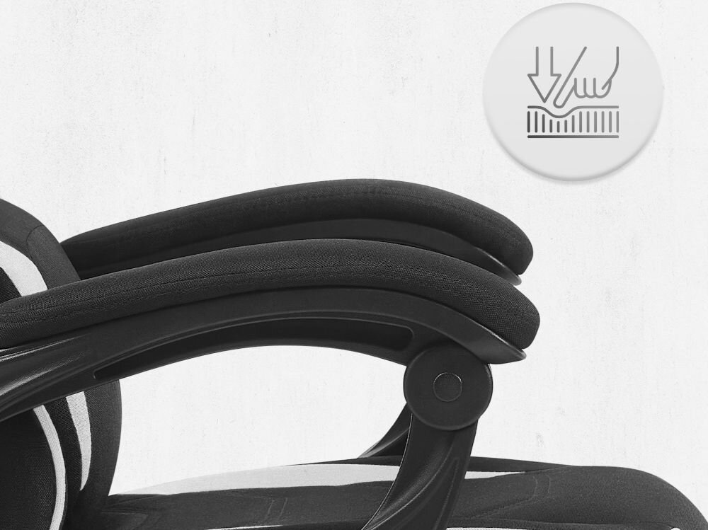 Fotel CABRO C502 Czarno-Biały Zbliżenie na miękki podłokietnik fotela z ikoną nacisku, podkreślającą komfort użytkowania i jakość wypełnienia fotel gamingowy z podłokietnikami z miękkimi padami