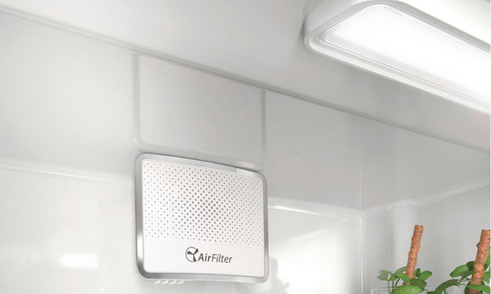 Lodówka WHIRLPOOL ART 6602 - Oświetlenie LED