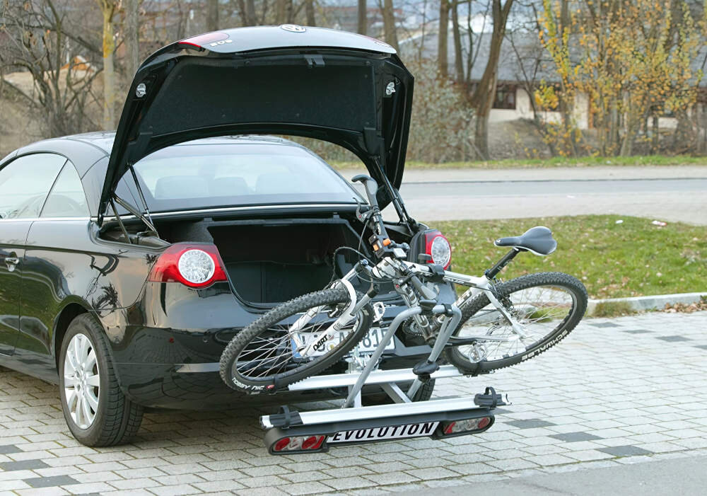 Bagażnik samochodowy na rower UNITEC Extra Alu Atlas na hak 2 rowery Łatwość w montażu użytkowanie adaptery łączące instalacja konstrukcja szybkie składanie ułatwienie