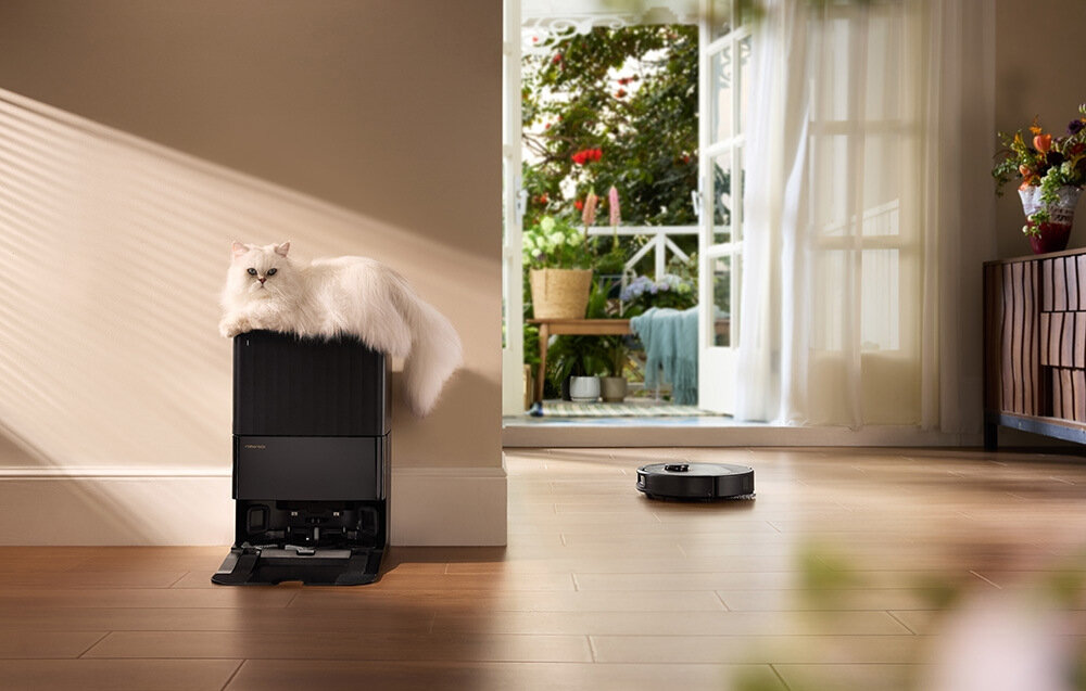 Robot sprzątający ROBOROCK Qrevo 5AE Czarny Potężna moc ssania usuwa kurz, sierść i inne zabrudzenia