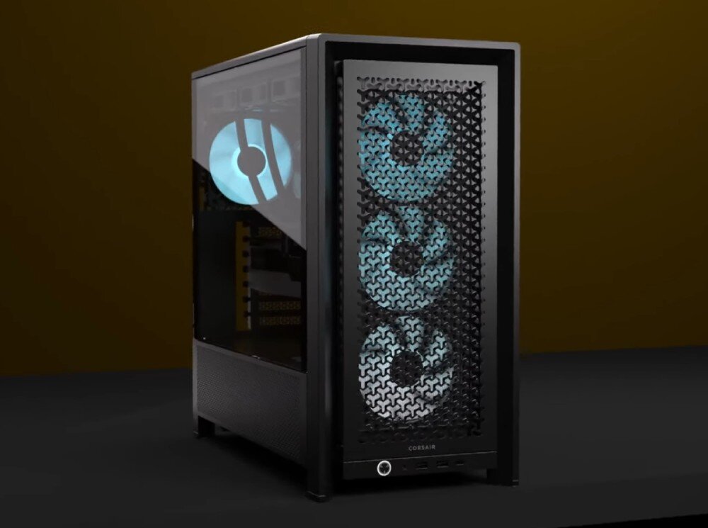 Czarna obudowa komputerowa z trzema podświetlanymi wentylatorami widocznymi przez przedni panel z siatki. Na dolnej części panelu znajduje się logo \'CORSAIR\'.