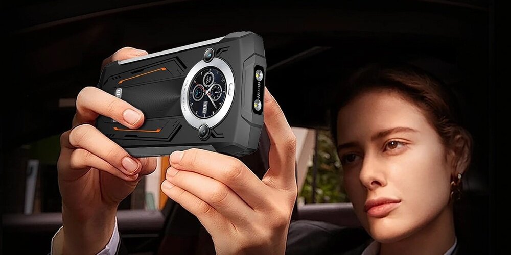 Smartfon BLACKVIEW BV8200 trzymany przez kobietę bateria o pojemności 8800 mAh ładowanie moc szybkość