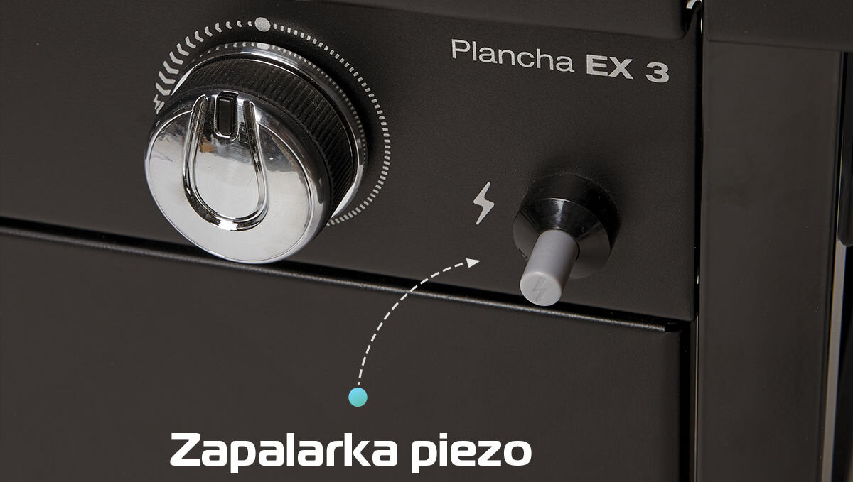 Grill gazowy CAMPINGAZ Plancha EX3, zapalarka, piezoelektryczna, uruchomienie, zapałki, zbliżenie na włącznik piezoelektryczny