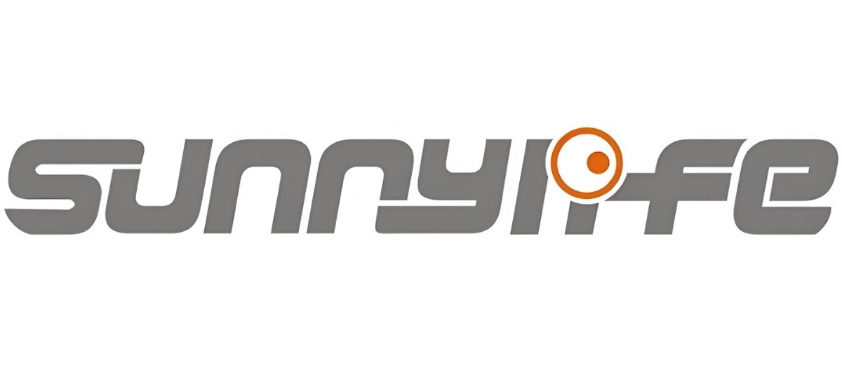 Logo z napisem \'sunnylife\' w szarym kolorze, z pomarańczowym okręgiem wokół litery \'i\'.