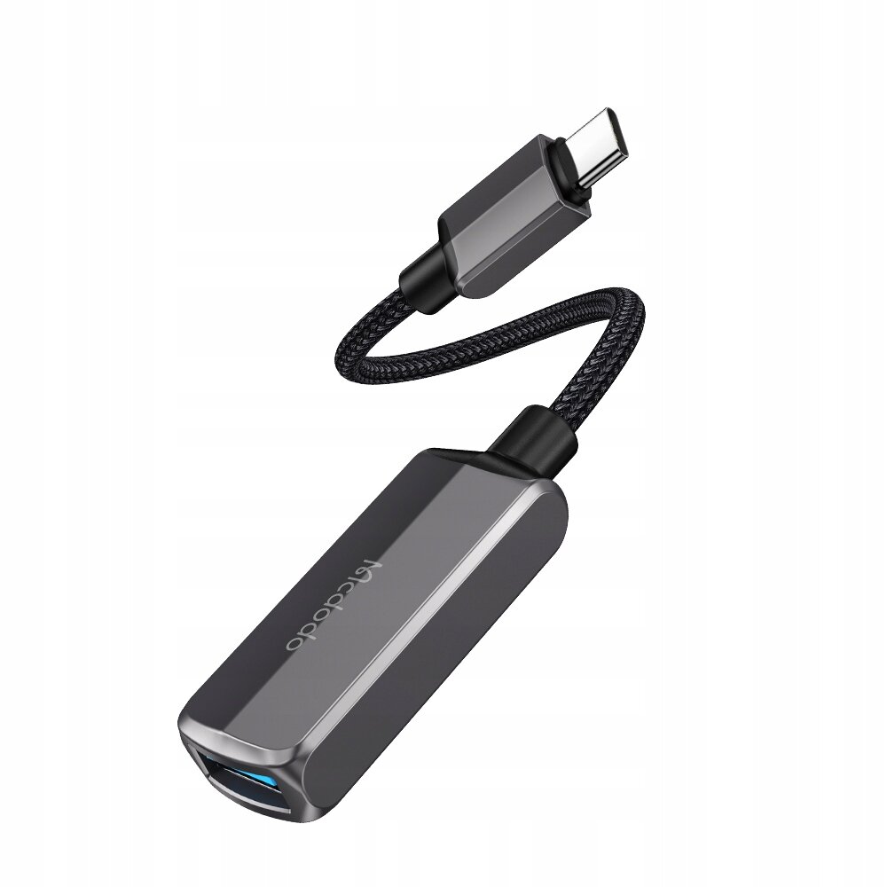 Na obrazie widoczna jest przejściówka USB-C na USB-A z plecionym kablem. Na obudowie znajduje się napis \'Mcdodo\'.