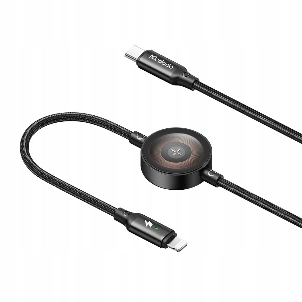 Na obrazie widoczna jest czarna ładowarka indukcyjna z okrągłą podstawą i dwoma kablami, z których jeden zakończony jest wtyczką USB-C z logo \'Mcdodo\', a drugi wtyczką Lightning z symbolem błyskawicy i zieloną diodą.