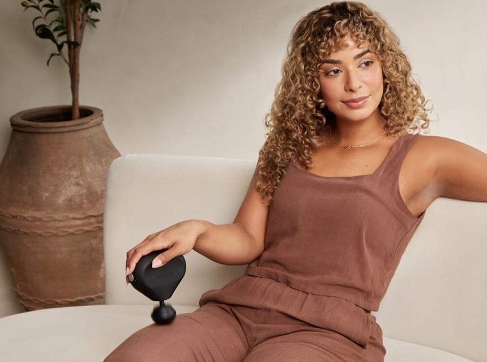 Masażer ręczny gun THERABODY Theragun G3 Mini kv początek opisu