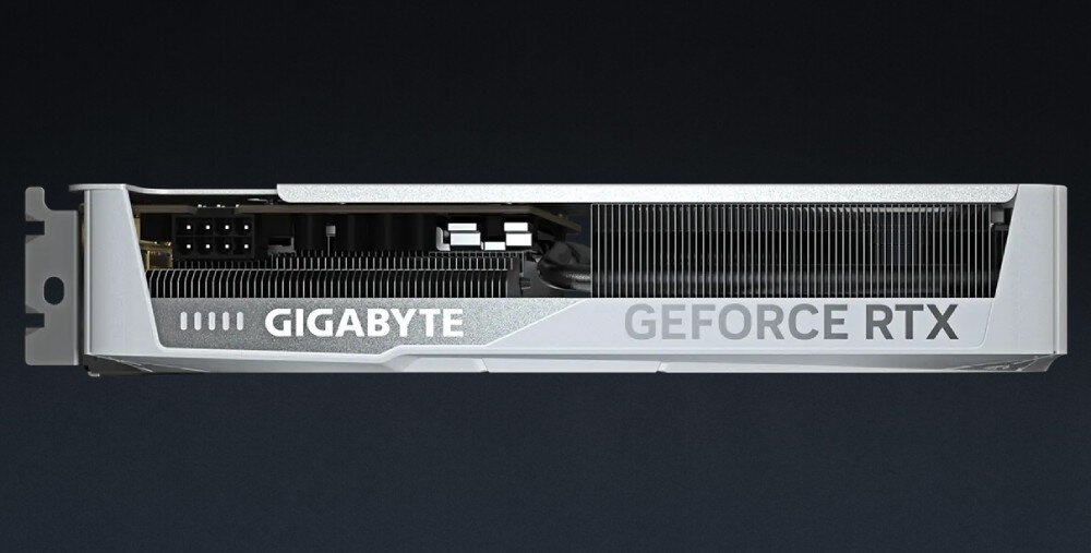 Karta graficzna GIGABYTE GeForce RTX 5060 Ti Eagle OC Ice 16GB Widok od strony złącza PCIe, pokazujący boczny radiator, napis 'GIGABYTE' i 8-pinowe złącze zasilania, parametry, pamięć, rozdzielczość, taktowanie, technologie