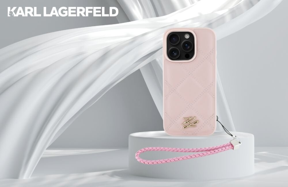 Etui KARL LAGERFELD Quilted Initial Logo & Chain Strap do Apple iPhone 16 Pro Max Różowy smartfon w etui na postumencie, logo marki w tle