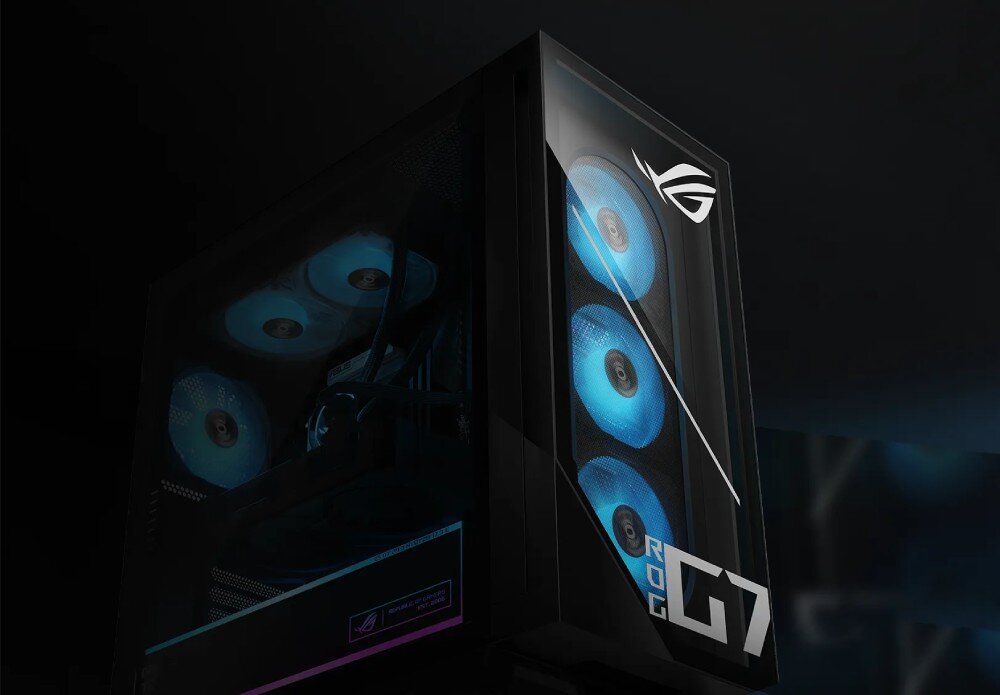 Komputer ASUS G700TF-09285K239W Komputer stacjonarny z szybą boczną i frontową, za którą widoczne są cztery wentylatory RGB oraz logo ROG na szklanym panelu, wygląd, styl, logo, podświetlenie