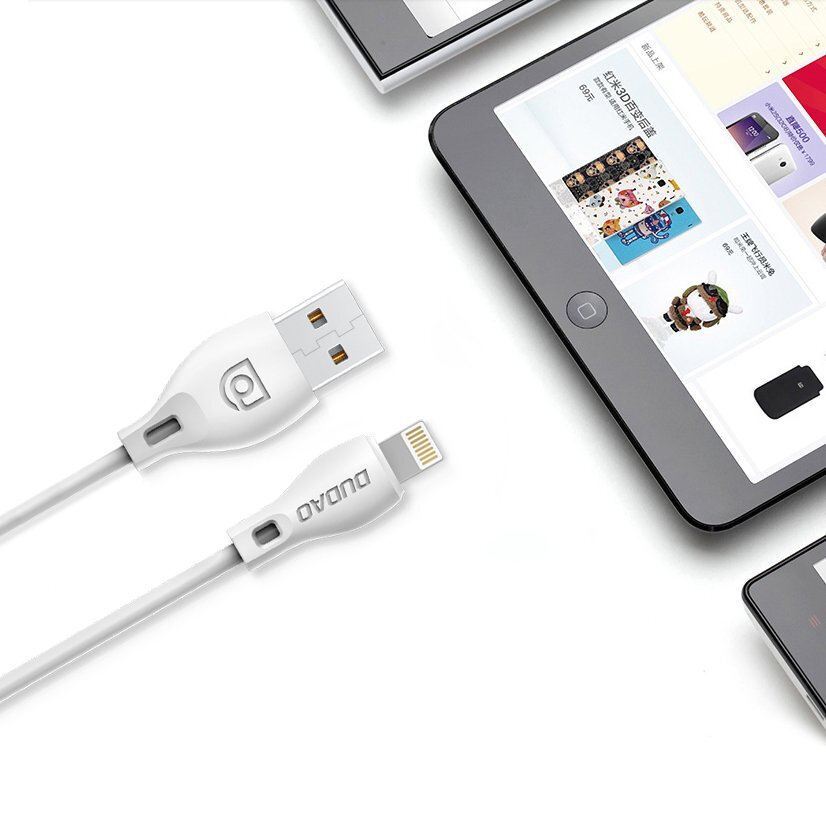 Na obrazie widoczny jest biały kabel USB z logo \'Dudao\' oraz urządzenie z ekranem wyświetlającym stronę internetową. Kabel ma końcówki USB i micro USB.