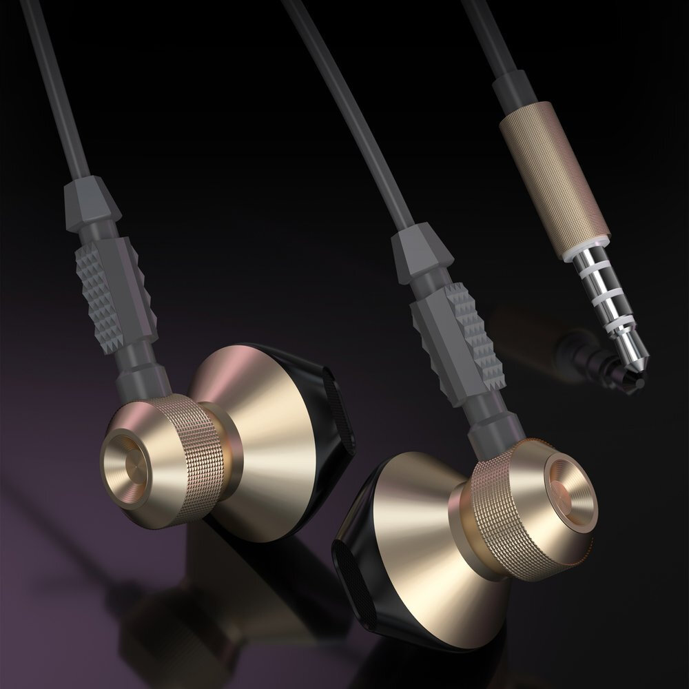Na obrazie widoczne są metalowe słuchawki douszne w kolorze złotym z czarnymi elementami oraz przewód zakończony wtykiem 3,5 mm mini jack. Słuchawki mają teksturowane wykończenie na obudowie.