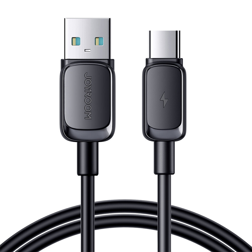 Obraz przedstawia czarny kabel USB z dwoma końcówkami: USB-A i USB-C. Na jednej z końcówek widoczne jest logo \'JOIROOM\'.