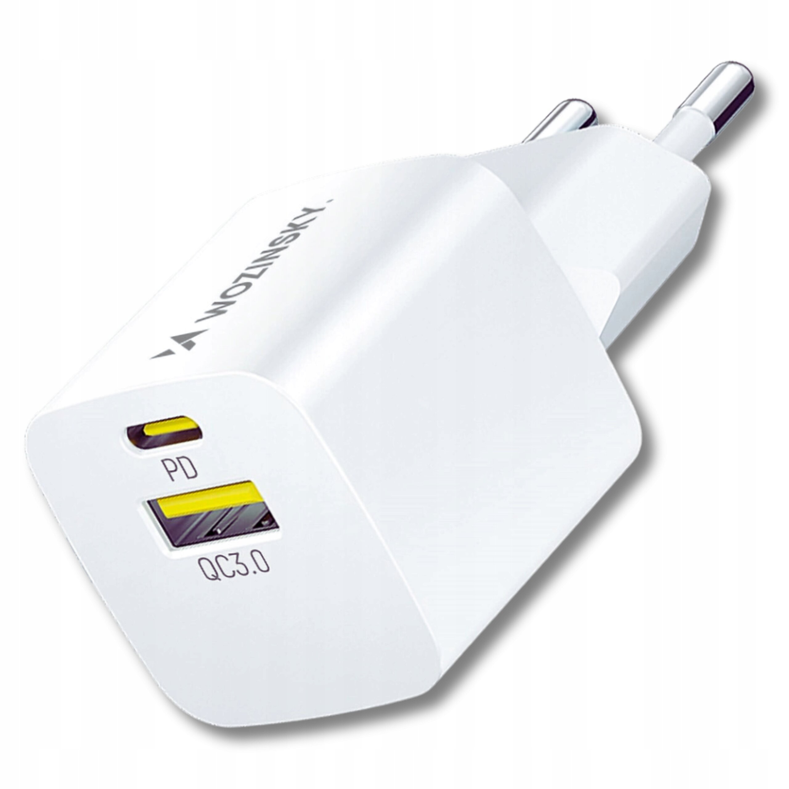 Biała ładowarka sieciowa z dwoma portami: USB-C oznaczonym jako PD i USB-A oznaczonym jako QC3.0. Na obudowie widoczne jest logo \'WOZINSKY\'.
