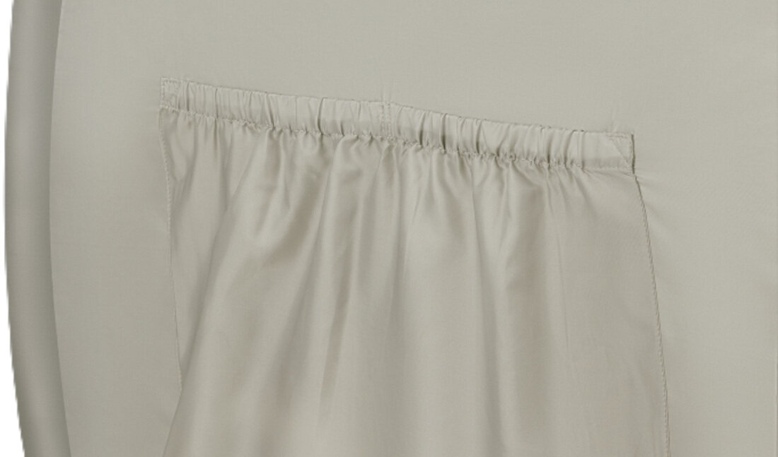 Łóżeczko turystyczne LIONELO Stefi Plus Beżowy Funkcjonalność na co dzień Praktyczna kieszeń na bokach ułatwienie organizacja akcesoria przechowywanie