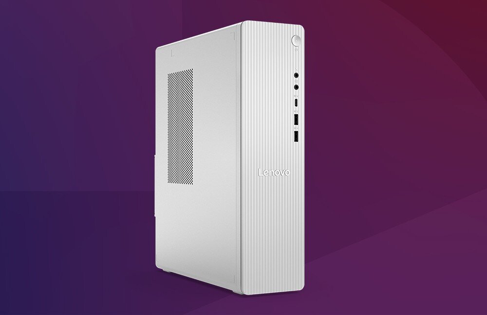 Komputer LENOVO IdeaCentre Tower 08IRR9 Biała obudowa komputera ustawiona pod kątem, widoczne przednie złącza i boczna kratka wentylacyjna, wygląd, obudowa, cechy