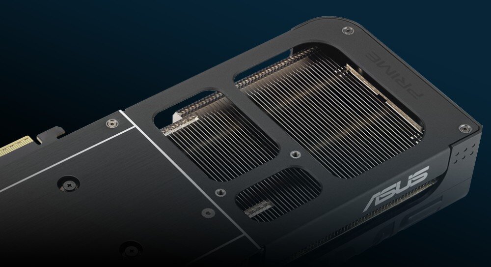Karta graficzna ASUS GeForce RTX 5060 Ti Prime OC 8GB Metalowa płyta tylna z szerokim otworem wentylacyjnym odsłaniającym żebra radiatora