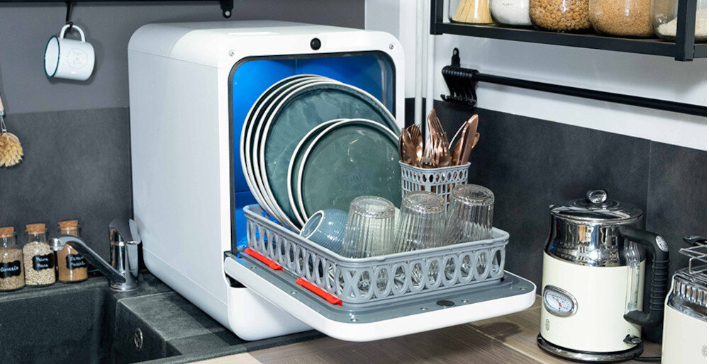 ZMYWARKA DAAN TECH BOB Dodatkowe udogodnienia koszyk na sztućce wężyk odprowadzanie wody małe okienko