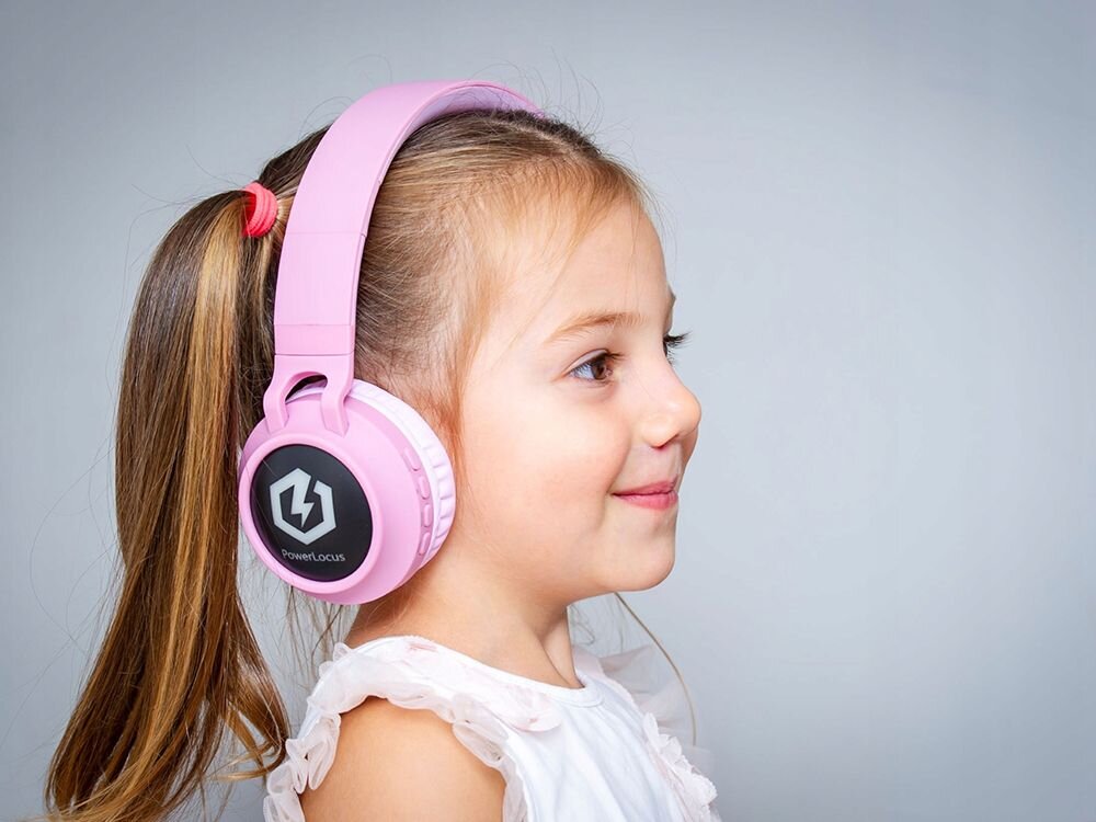 Słuchawki nauszne POWERLOCUS Buddy Kids mikrofon rozmowy gry online, dziecko z założonymi słuchawkami nausznymi