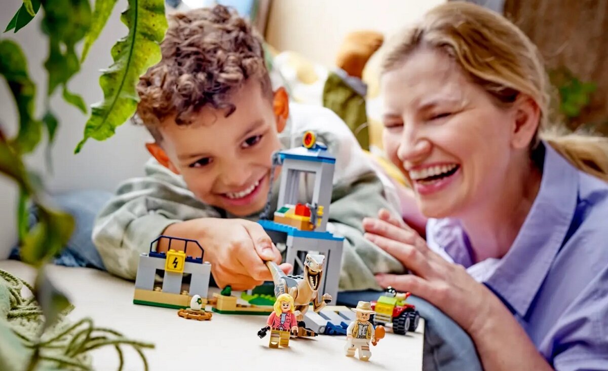 LEGO Jurassic World Ucieczka welociraptora 76957 dziecko kreatywność zabawa nauka rozwój klocki figurki minifigurki jakość tradycja konstrukcja nauka wyobraźnia role jakość bezpieczeństwo wyobraźnia budowanie pasja hobby funkcje instrukcja aplikacja LEGO Builder