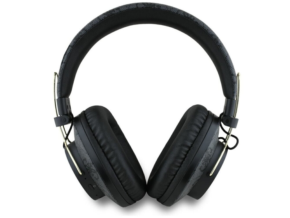 Słuchawki nauszne GUESS Metal 4G Logo Czarny słuchawki stoją przodem czarny kolor wzory srebrne elementy białe tło Bluetooth 5.3 do 10 metrów szybkie parowanie z urządzeniami funkcje Voice Assistant Hands-Free Calling zarządzanie rozmowami i muzyką wodoodporność klasy IPX4 technologia ENC (Environmental Noise Cancellation) w każdych warunkach