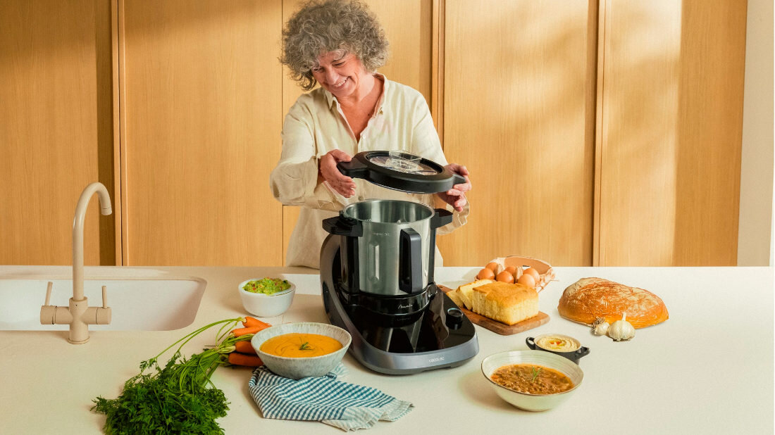 Wielofunkcyjny robot kuchenny CECOTEC Mambo CooKing Unique wygląd design tło prezentacja wizualizacja Kulinarna rewolucja w domu