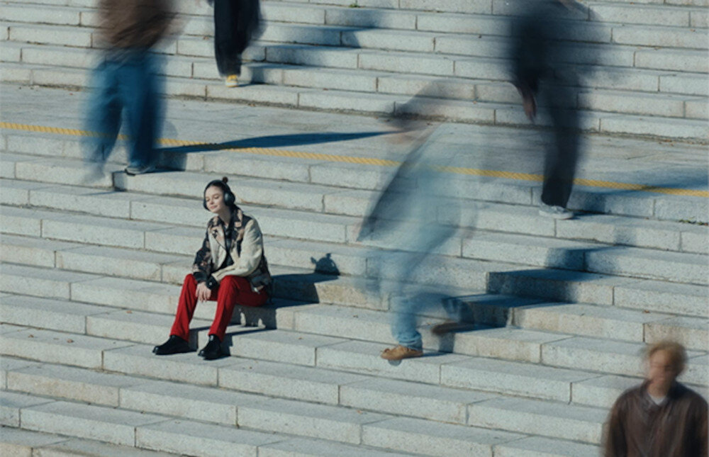 Słuchawki nauszne SONY ULT Wear WH-ULT900N - dwa mikrofony