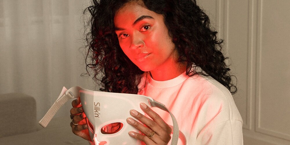 Maska LED SILK-N EMS Mask FAC06 6 parametrów skóry, odpowiedni tryb, poziom nawilżenia, elastyczność, obecność zmarszczek, ogólny koloryt