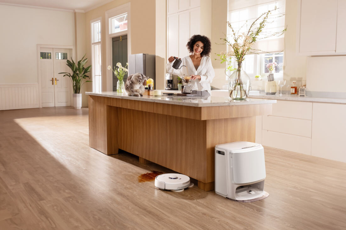 Robot sprzątający NARWAL Freo Z10 Biały do każdej powierzchni automatycznie dostosowuje  wykrywając dywany i inne powierzchnie cztery tryby na panelach, jak i dywanach