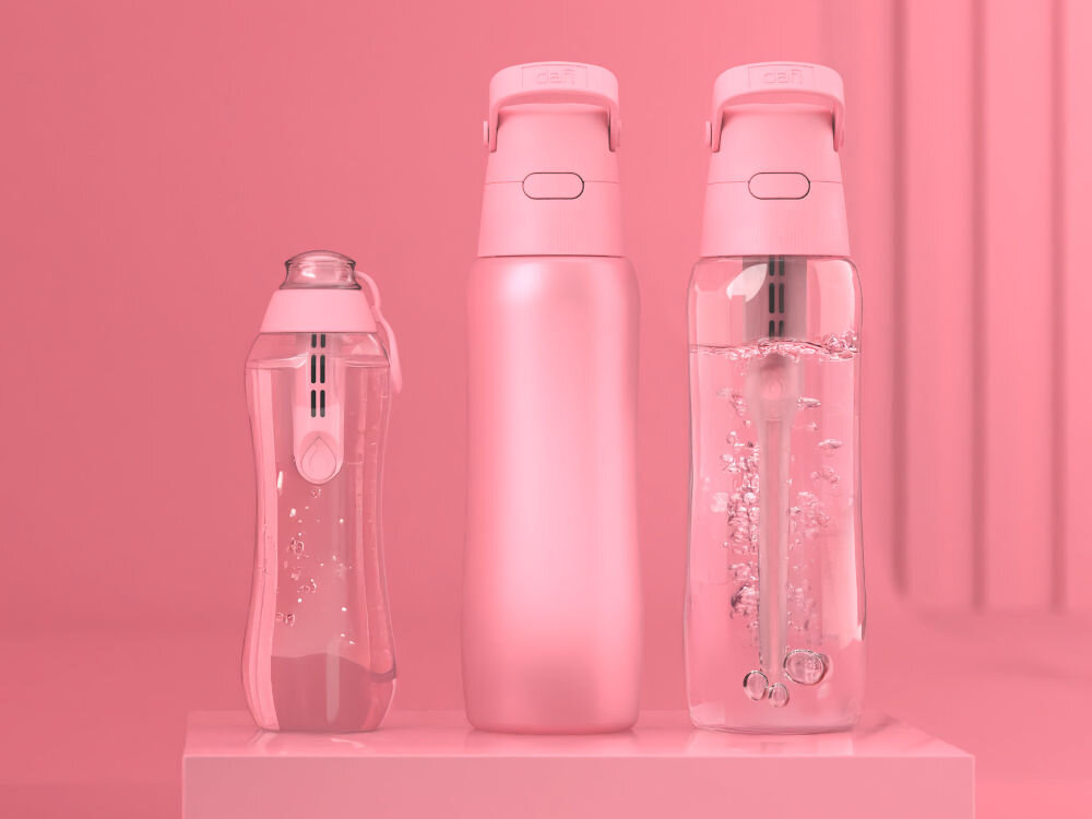 Butelka filtrująca DAFI Doda Solid Barwiona 500 ml Baby Pink trzy wersje butelki na pasującym kolorystycznie tle