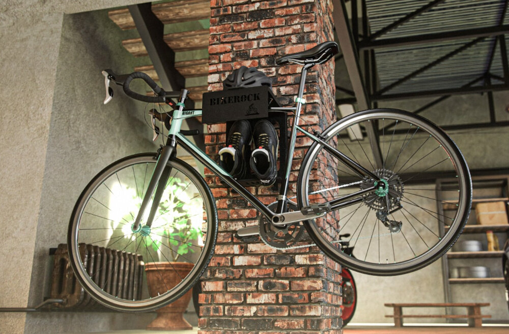 Wieszak rowerowy BIKERCOK Premium 8450 wieszak przytwierdzony do ściany na wieszaku zawieszony rower oklejony filcem zabezpieczone krawędzie z miejscu kontaktu z rama ochrona lakieru przed zarysowaniami minimalistyczny design neutralna kolorystyka