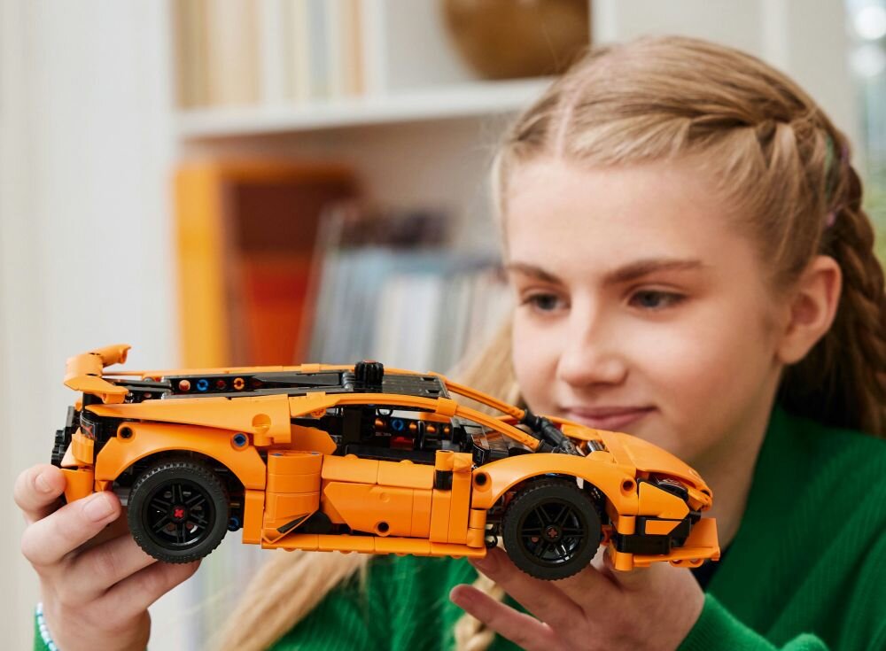 LEGO 42196 Technic Pomarańczowe Lamborghini Hurican Tecnica klocki elementy zabawa łączenie figurki akcesoria figurka zestaw budowanie instrukcja rozwój przebudowa
