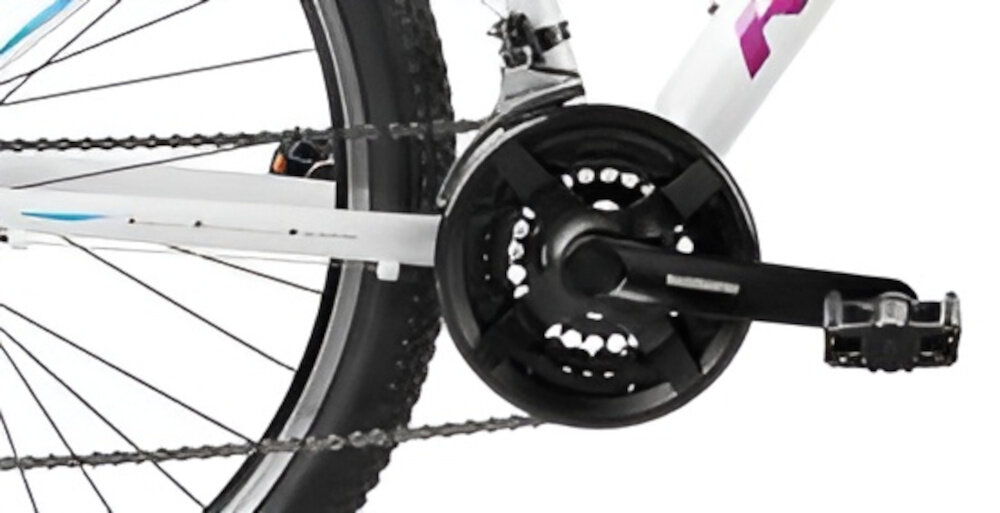 Rower górski MTB ROMET Jolene 7.0 JB D19 27.5 cali damski Biały zbliżenie na korbę kasetę i łańcuch lekka wydajna konstrukcja korby korba SHIMANO typu FC-TY301 42-34-22 170 mm kaseta SHIMANO typu MF-TZ500 14-28T, 7 biegów solidność wytrzyma bardzo duży nacisk na pedały