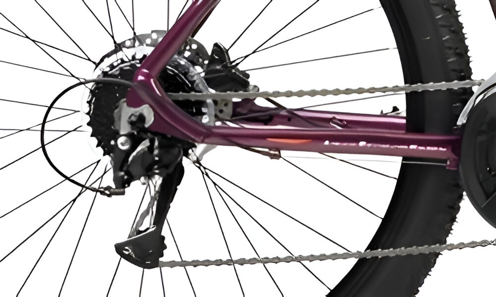 Rower górski MTB ROMET Jolene 7.2 D15 27.5 cala damski Purpurowo-pomarańczowy zbliżenie na tylną przerzutkę przerzutki marki SHIMANO 24 biegi duża wytrzymałość i sprawne działanie zmiana biegów jest płynna i bezproblemowa przednia przerzutka SHIMANO Tourney tylna SHIMANO Acera komfort i kontrola