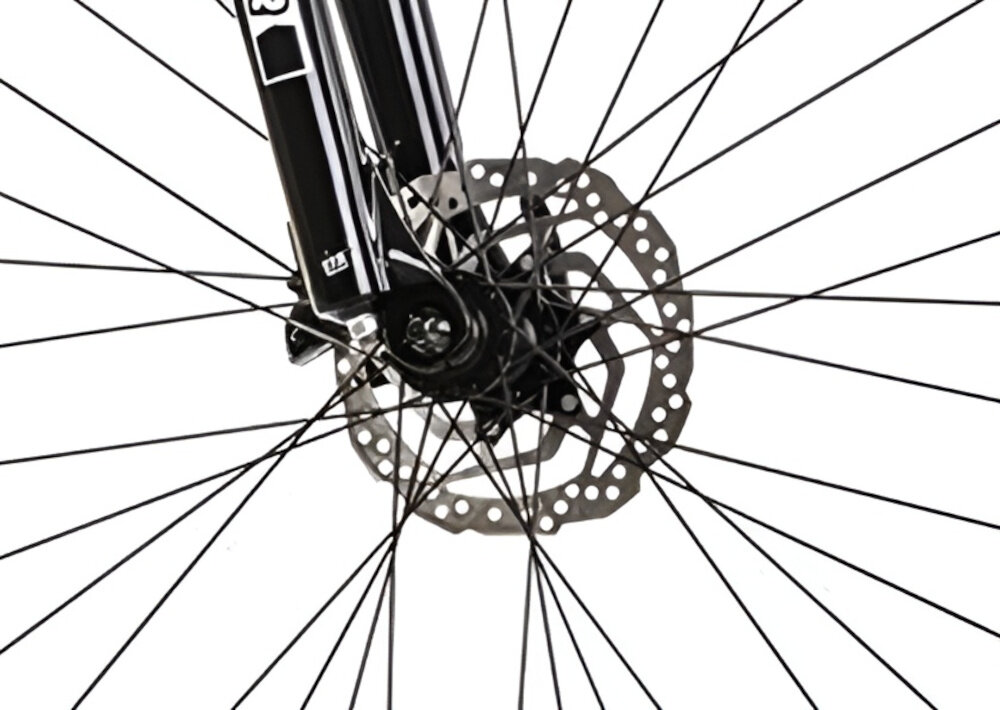 Rower górski MTB ROMET Mustang M7.1 U19 27.5 cala Ciemnoniebieski zbliżenie na tarczę hamulcową podstawa bezpieczeństwa hamulce tarczowe hydrauliczne duża siła hamowania płyn hamulcowy hamulce z przodu i z tyłu podwójny pakiet bezpieczeństwa