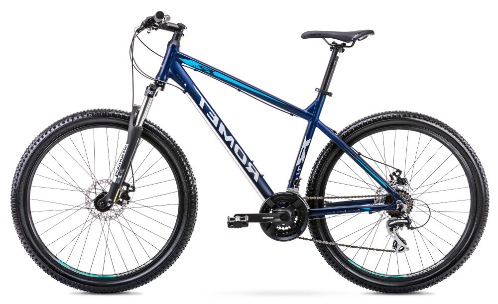 Rower górski MTB ROMET Rambler R7.1 V2 U19 27.5 cala Granatowy rower na białym tle widoczny z boku kierownica marki RMT typu Components 680mm / 31.8mm aluminiowy wsporniku lekkość trwałość antypoślizgowy materiał pewny chwyt specjalne gwinty możliwość przymocowania uchwytu na bidon