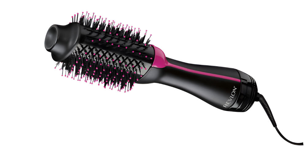 Czarna suszarko-lokówka z różowymi akcentami i okrągłą szczotką z włosiem. Na rączce widoczne jest logo \'REVLON\'.